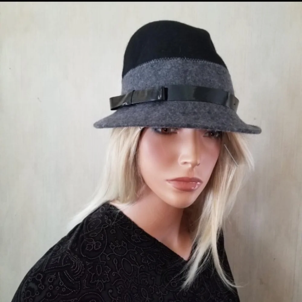 Cynthia Rowley Black Gray Tiered Wool Hat Cool Weather Church Everyday Elegance